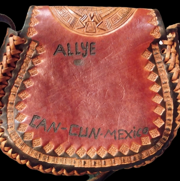 Vintage HAND-Tooled MEXICAN Leather BOHO Style Bag; AZTEC Calendar Design. - Picture 3 of 8